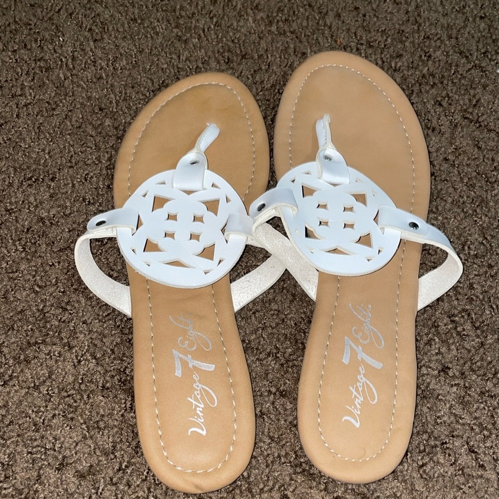 Women’s sandals